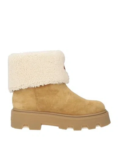 Moncler Woman Ankle Boots Camel Size 10 Leather In Beige