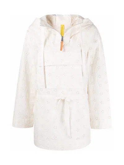 MONCLER WOMEN'S 2 GENIUS 1952 ASNEN BRODERIE ANGLAISE CAPE