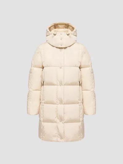 Moncler Women's Litte Puffer Coat In Ivory