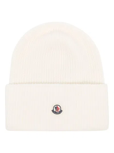 Moncler Women Logo Wool Beanie In Neutral