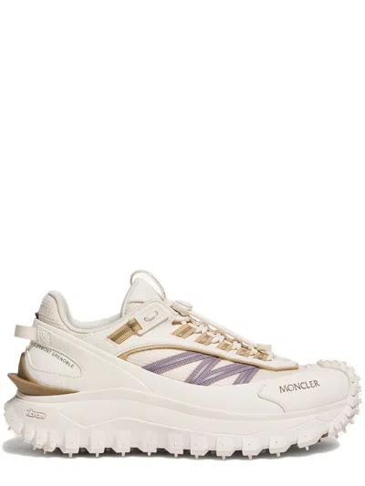 Moncler Women's Mesh Lined Sneaker With Lace-up Closure And Tpu Spoiler In Bianco