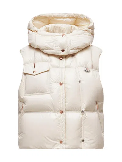Moncler Women's Pario Puffer Vest In White