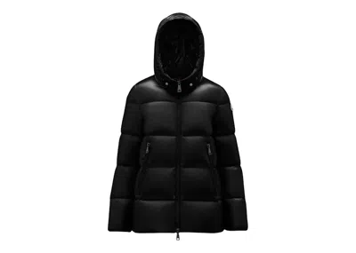 Pre-owned Moncler Women's Seritte Short Down Jacket In Black