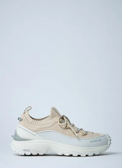 Moncler Women Trailgrip Lite3 Sneakers In White