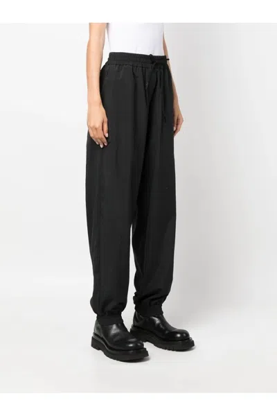 Moncler Womens Cuffed Trousers In Black