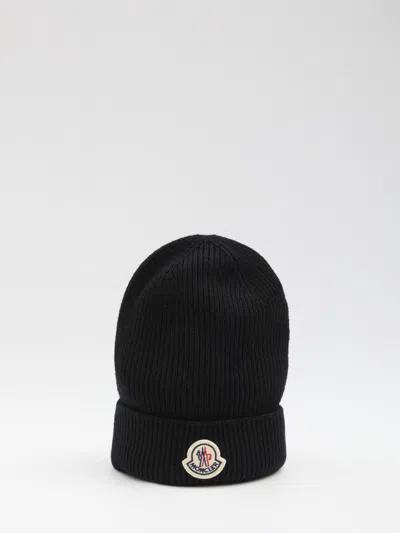 Moncler Wool Beanie In Black
