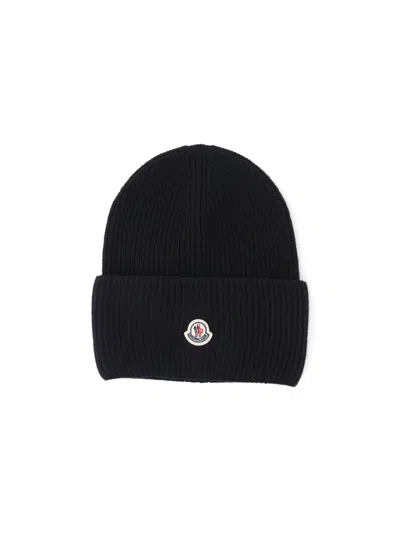 Moncler Wool Beanie In Black
