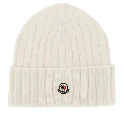 Moncler Logo-patch Ribbed-knit Beanie Hat In Neutral