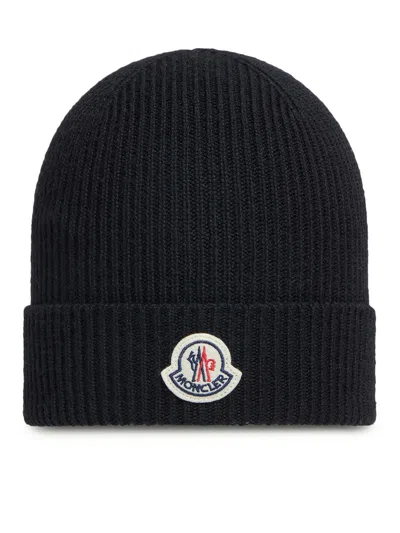 Moncler Wool Cap In Black