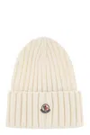Moncler Wool Cap In White