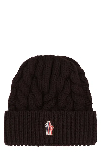 Moncler Wool Hat In Black