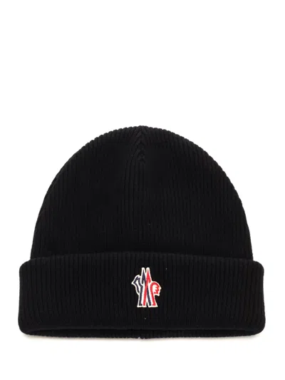 Moncler Wool Hat In Black