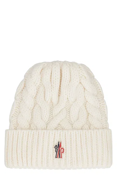 Moncler Wool Hat In White