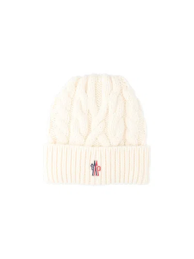 Moncler Wool Logo Beanie In Cream