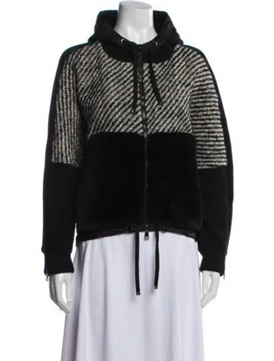 Pre-owned Moncler Wool Patterned Down Jacket In Blue