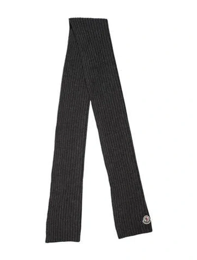 Pre-owned Moncler Wool Scarf In Grey