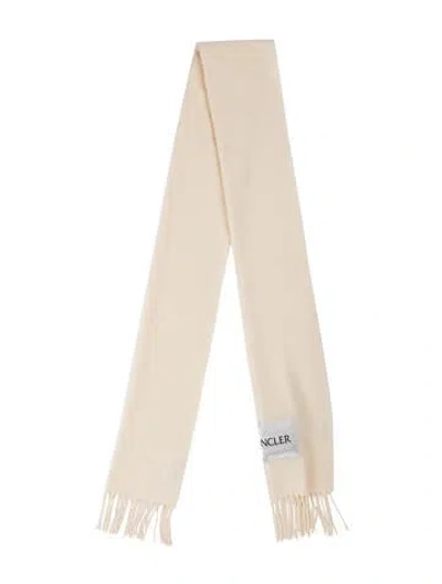 Pre-owned Moncler Wool Scarf In Neutrals