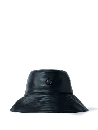 Moncler X Ee72 By Edward Enninful Logo-motif Bucket Hat In Black