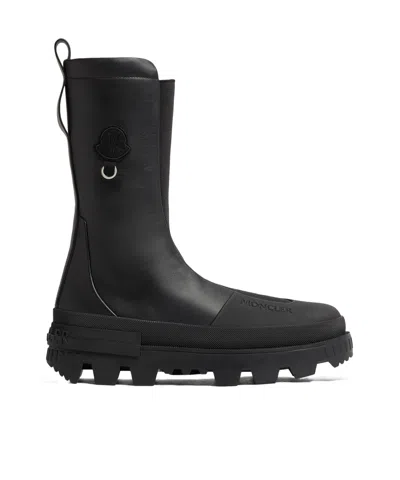 Moncler X Willow Smith Round-headed Boots In Black