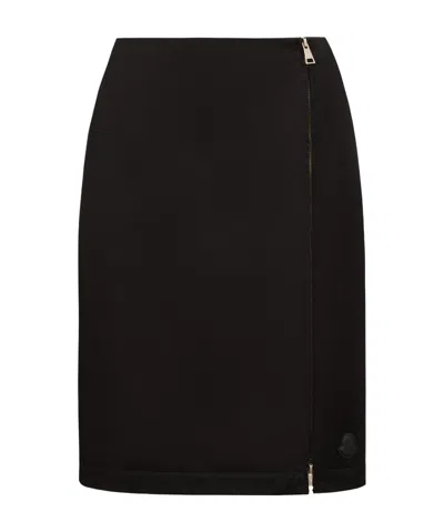 Moncler Zippered Skirt In Black