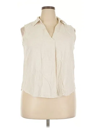 Pre-owned Monday Fun Sleeveless Button Down Shirt In Ivory