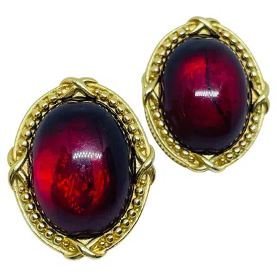 Pre-owned Monet Signed Vintage Gold Tone Ruby Red Glass Designer Clip On Earrings