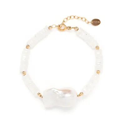 Monái Women's White Accent Pearl Rainbow Moonstone Bracelet