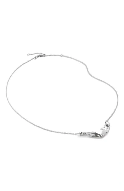 Monica Vinader The Wave Pendant Necklace In Silver