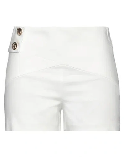 Monique Garçonne Woman Shorts & Bermuda Shorts White Size 8 Cotton, Polyester, Elastane