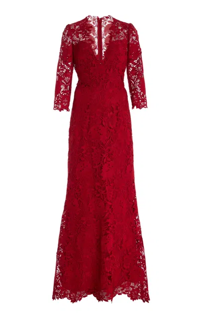 Monique Lhuillier Floral Lace Gown In Red