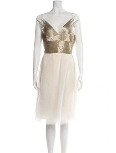Pre-owned Monique Lhuillier V-neck Knee-length Dress In White