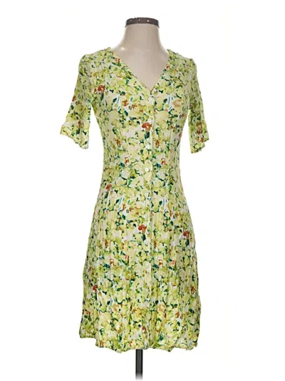 Pre-owned Monki Casual Dress In Green