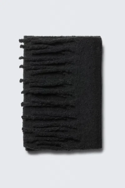 Monki Chunky Fringed Scarf In Black