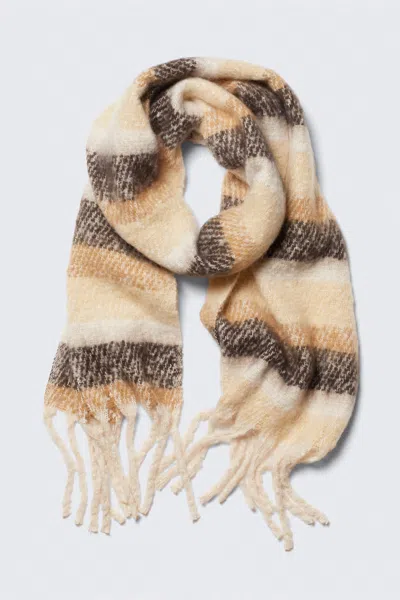 Monki Chunky Fringed Scarf In Sand