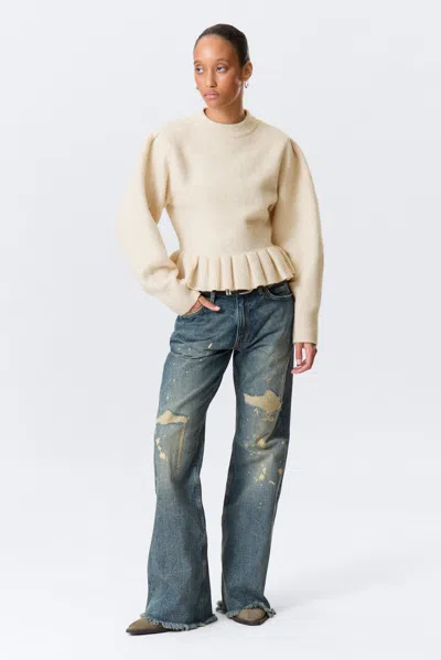 Monki Flounced Hem Knitted Sweater In White