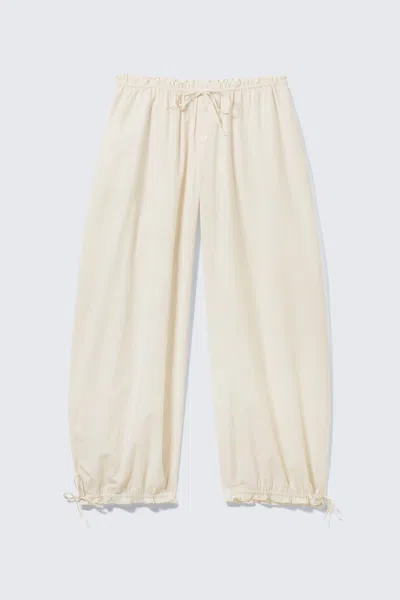 Monki Low Rise Ruched Drawstring Trousers In White