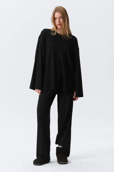 Monki Relaxed Long-sleeved Jersey Top In Black