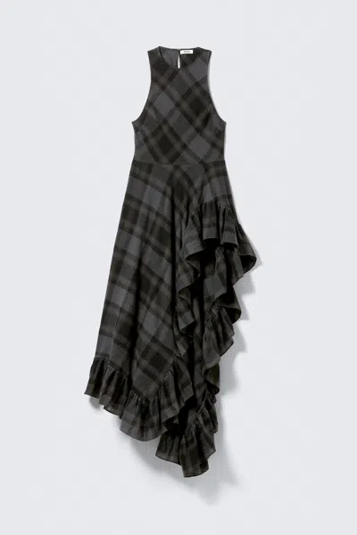 Monki Sleevless Asymmetric Ruffled Maxi Dress