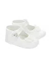 Monnalisa Appliqué Button Crib Shoes In White