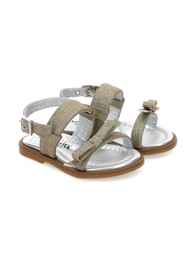 Monnalisa Babies' Bow-detail Buckle Sandals In Gold