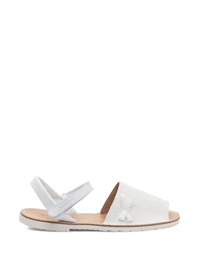 Monnalisa Kids' Bow-detail Open-toe Sandals In White