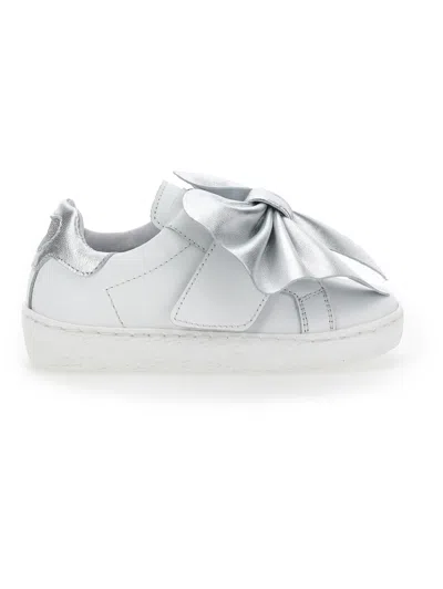 Monnalisa Kids'   Leather Sneakers With Bow In Cream + Silver