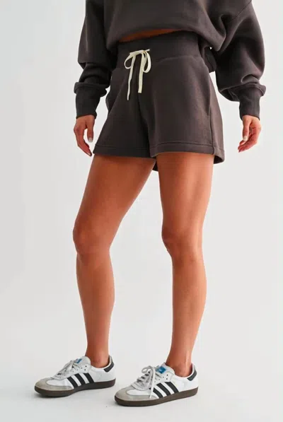 Mono B Billow Short In Espresso In Brown