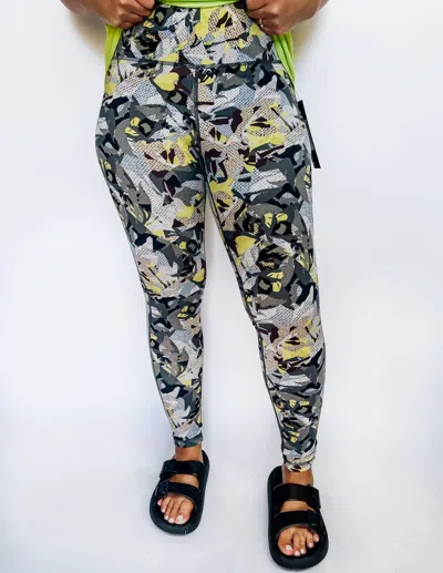 Mono B High Waisted Legging In Print In Multi