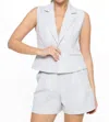 Mono B Sleeveless Button Down Stretch Vest In Light Grey