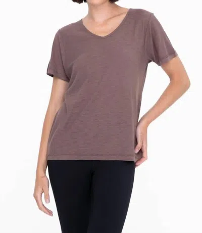 Mono B Women's Venice V Neck Top In Deep Taupe In Neutral