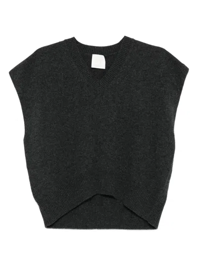 Monochrome V-neck Wool Sleeveless Vest In Gray