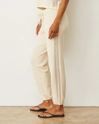 Monrow Boucle Knit Vintage Sweat In Cream