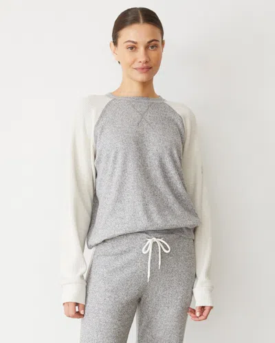 Monrow Brushed Thermal Color Block Raglan In Heather/ash