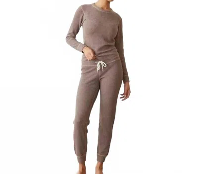 MONROW COZY THERMAL CUFF SWEATPANTS IN WALNUT